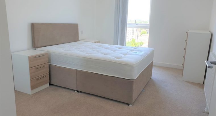 3 Bedroom Flat for Rent – Newham London Zone 2