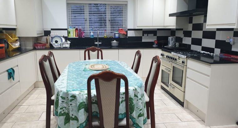 Double Room for Rent Reading – Rent Room IG1 UK