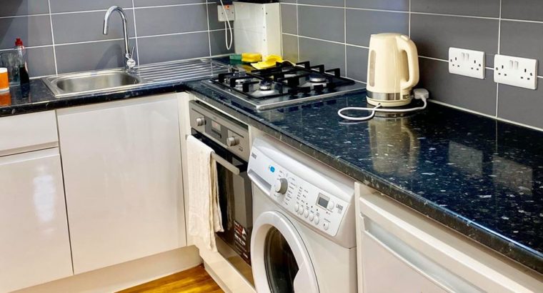 Modern Studio Annex Flat Includes All Bills – Greenford UK