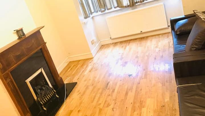 4 Bedroom House to Rent in Hainault Redbridge Area