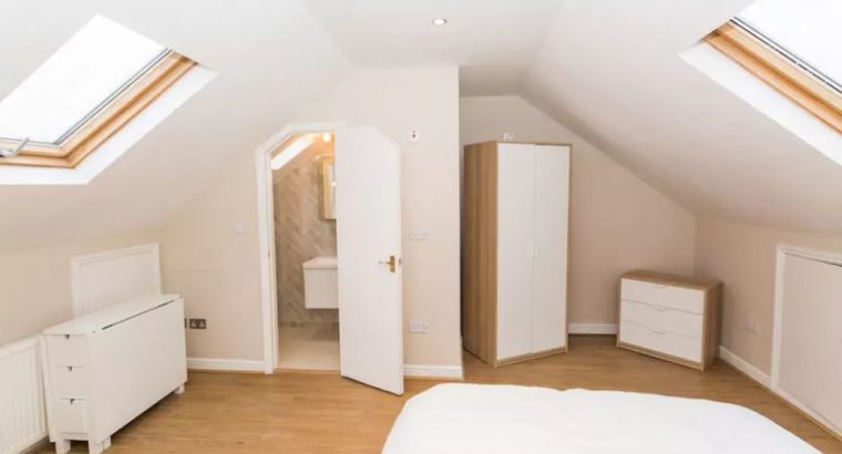 Massive Single En-suite Room for Rent Kensal Rise Station