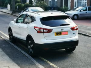 We offer cheap transfer and pick-up to London airports