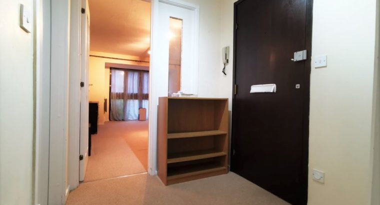 1 Bedroom Flat with Parking to Rent Isleworth TW7