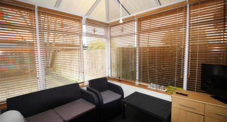 4 Bedroom House For Rent in The Birches, Bushey