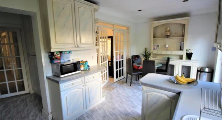 4 Bedroom House to Rent in Farm Road Edgware