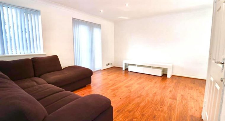 Beautiful 3 Bedrooms House to Rent Challney Luton