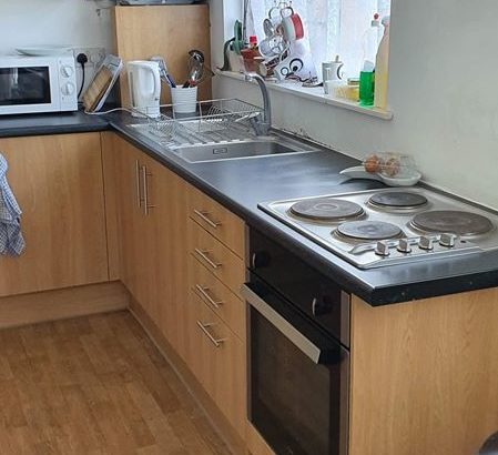 Double Room to Rent Available Near Neasden Shopping Centre