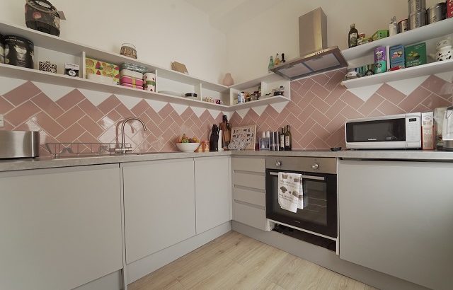 One newly refurbished bedroom flat to rent West Kensington