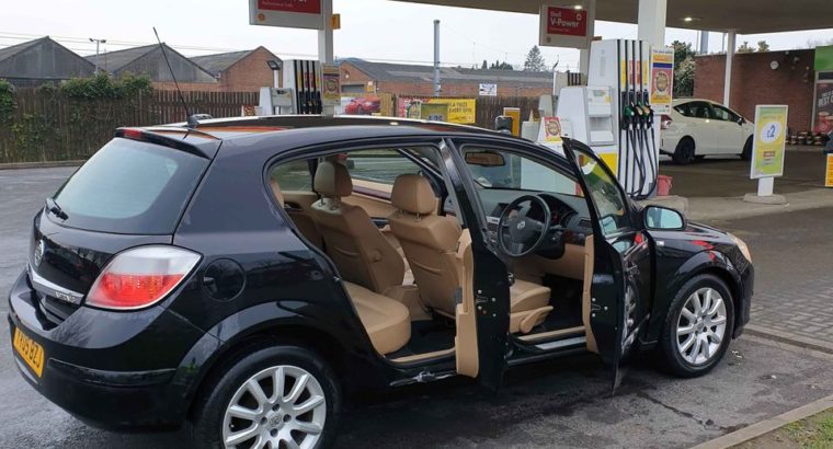 Used Vauxhall Astra Elite for sale Luton UK