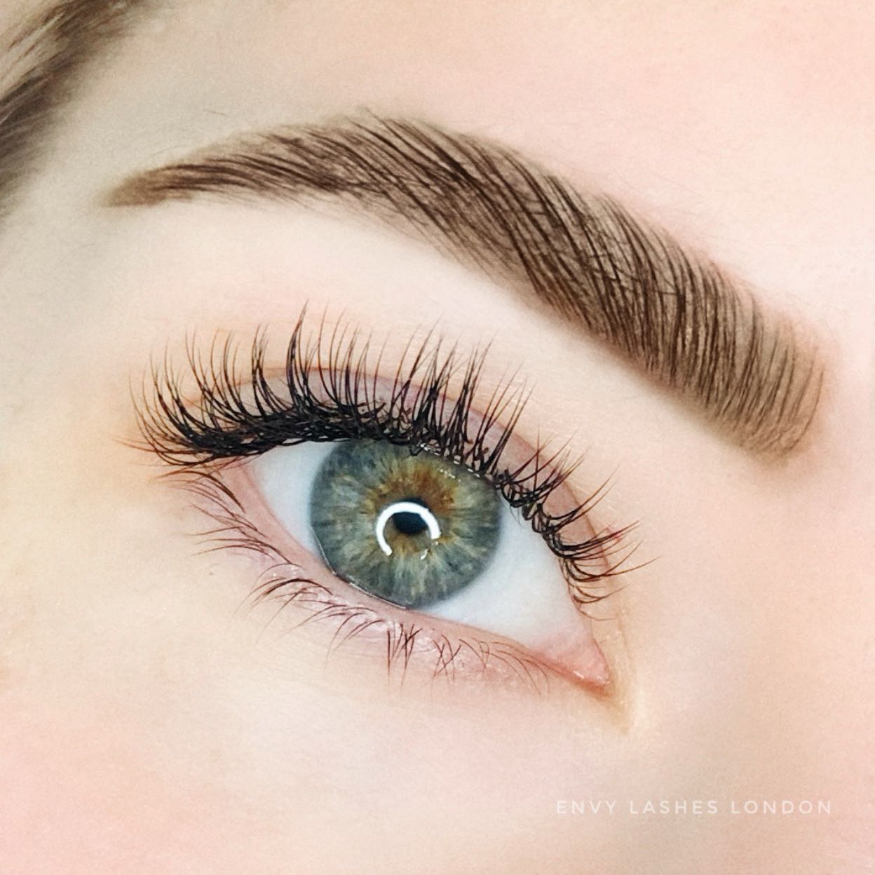 Luxury Eyelash and Eyebrow Treatments In The City Of London